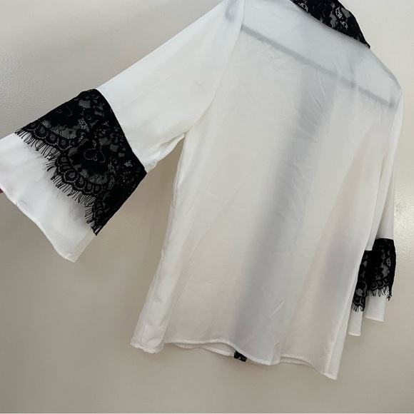 KARL LAGERFELD PARIS half sleeve blouse size M - Picture 5 of 5